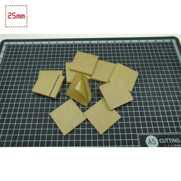 Wargame Base World – TRANSPARENT / CLEAR BASES for Miniatures – square 25mm clear bases