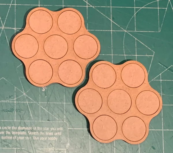 Pair of 25Mm Seven (7) Figure Cluster MDF Movement Trays